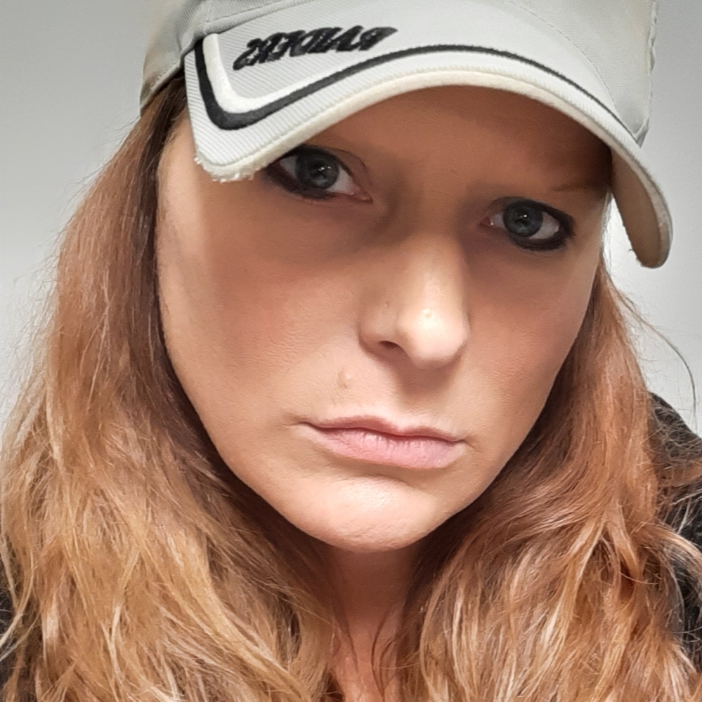 Meet your Posher, Alicia